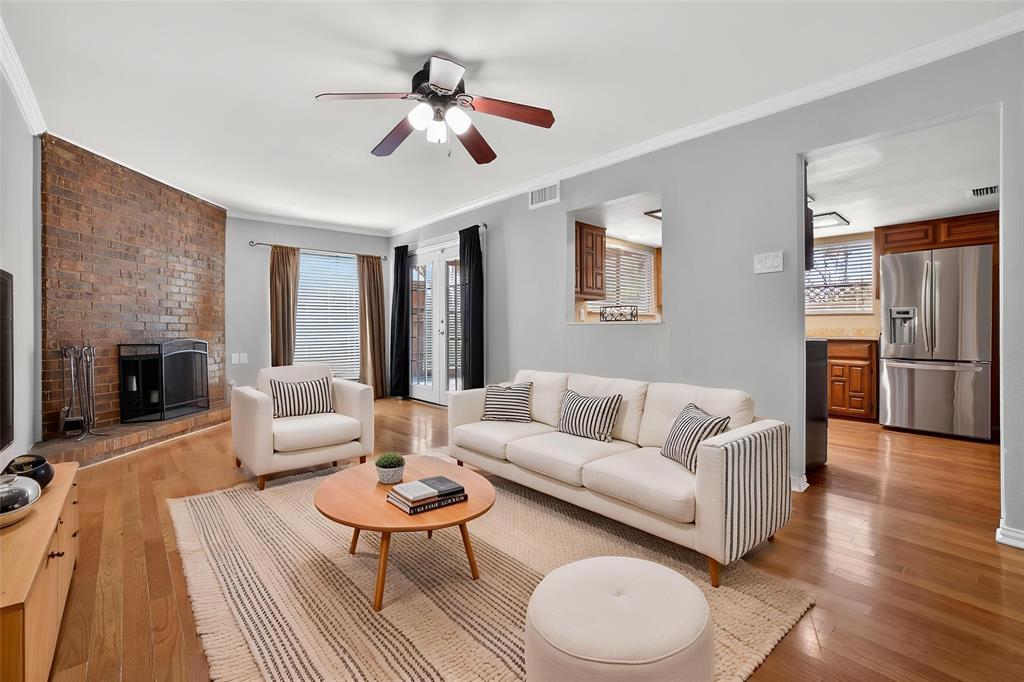 3136 Pin Oak Court, Farmers Branch