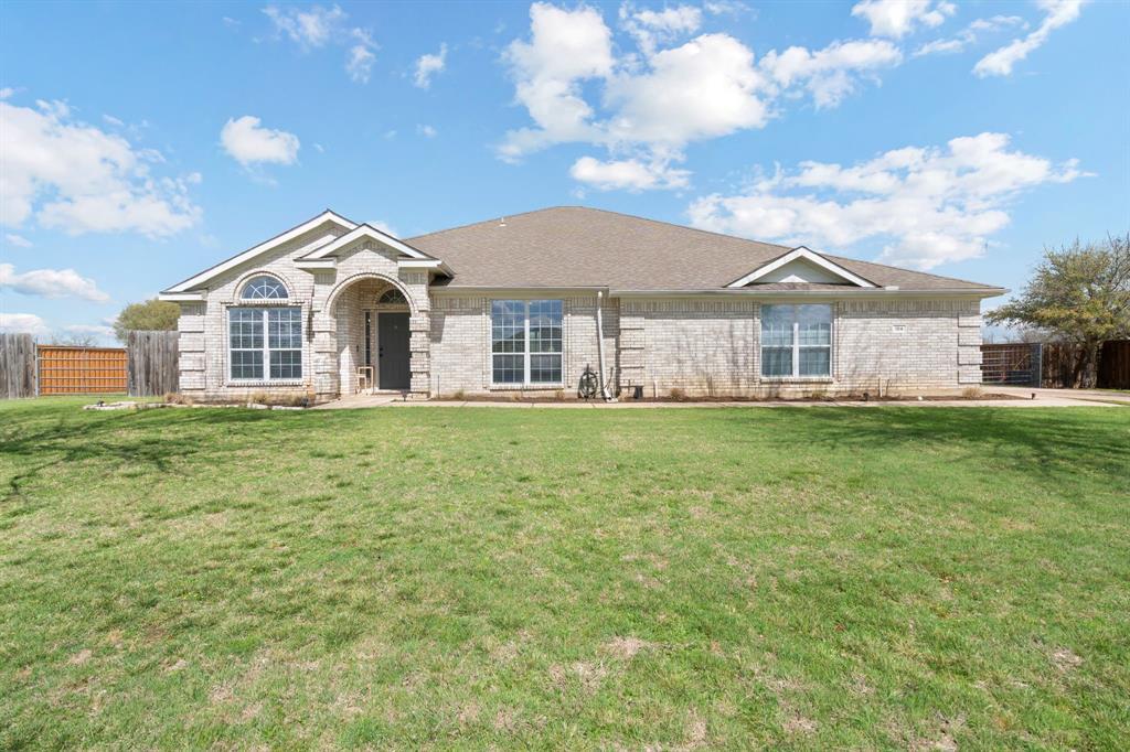 104 Langley Court, Aledo