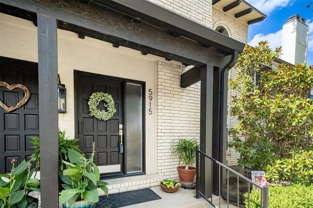 5915 Copperwood Lane 1141, Dallas