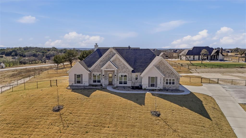 1038 Deer Island Court, Azle