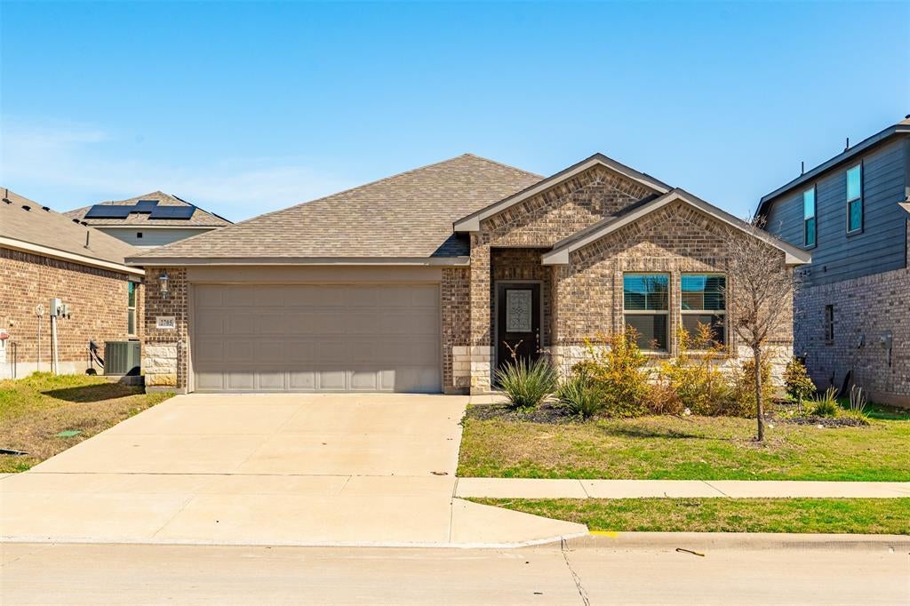 2705 Norite Drive, Fort Worth