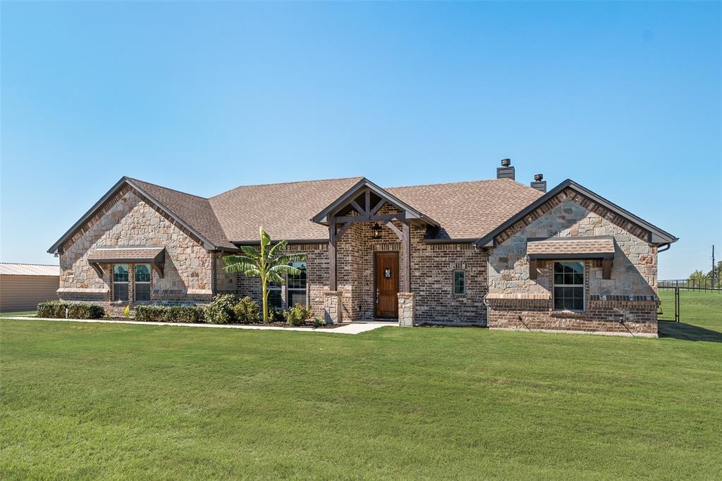 416 Christian Way, Azle