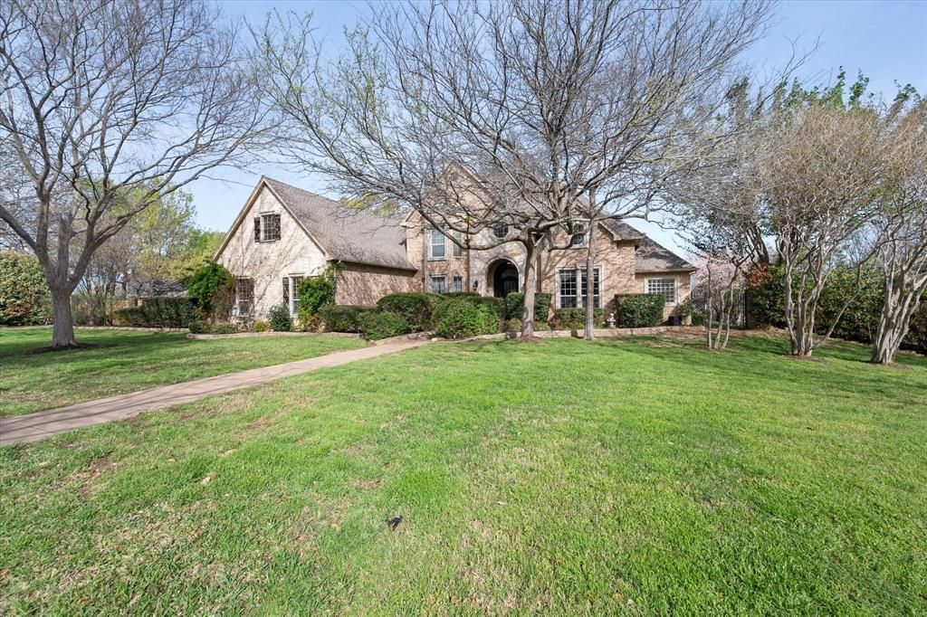 2703 Katherine Court, Dalworthington Gardens
