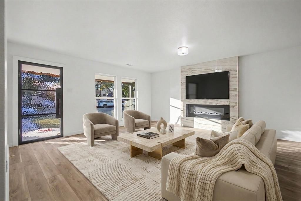 7518 Caillet Street, Dallas