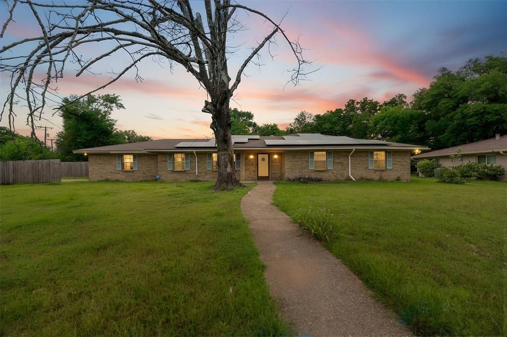 536 Forrest Lane, Corsicana