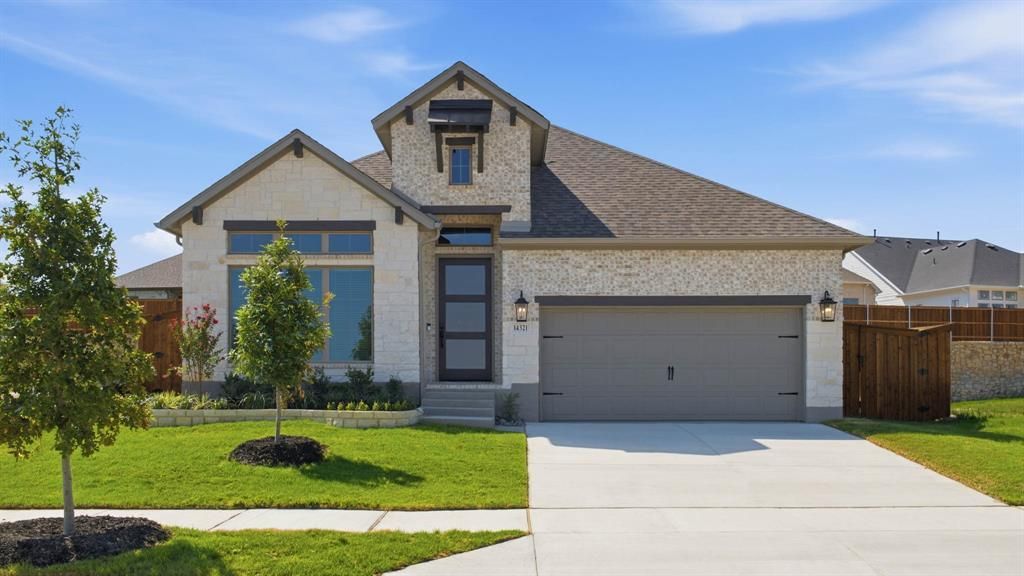 14321 Bluff Bend Trail, Fort Worth