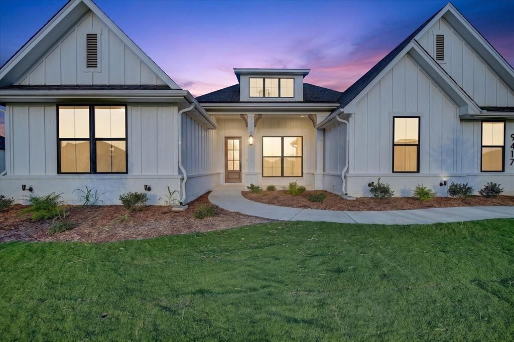 9417 Mallard Drive, New Fairview