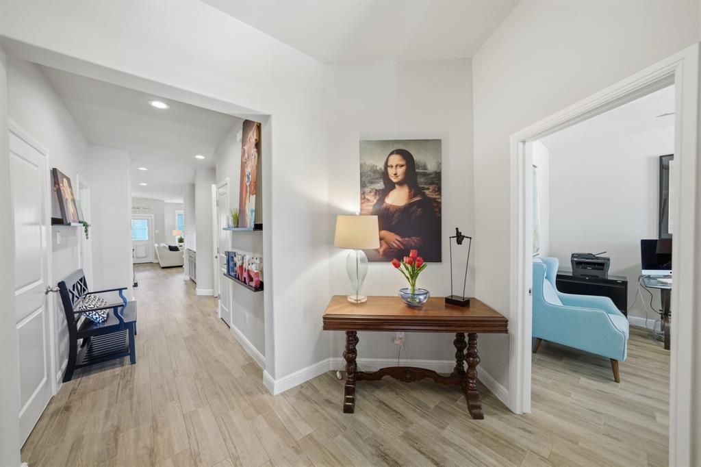 2301 Mockingbird Court, Northlake