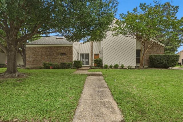 16902 Davenport Court, Dallas