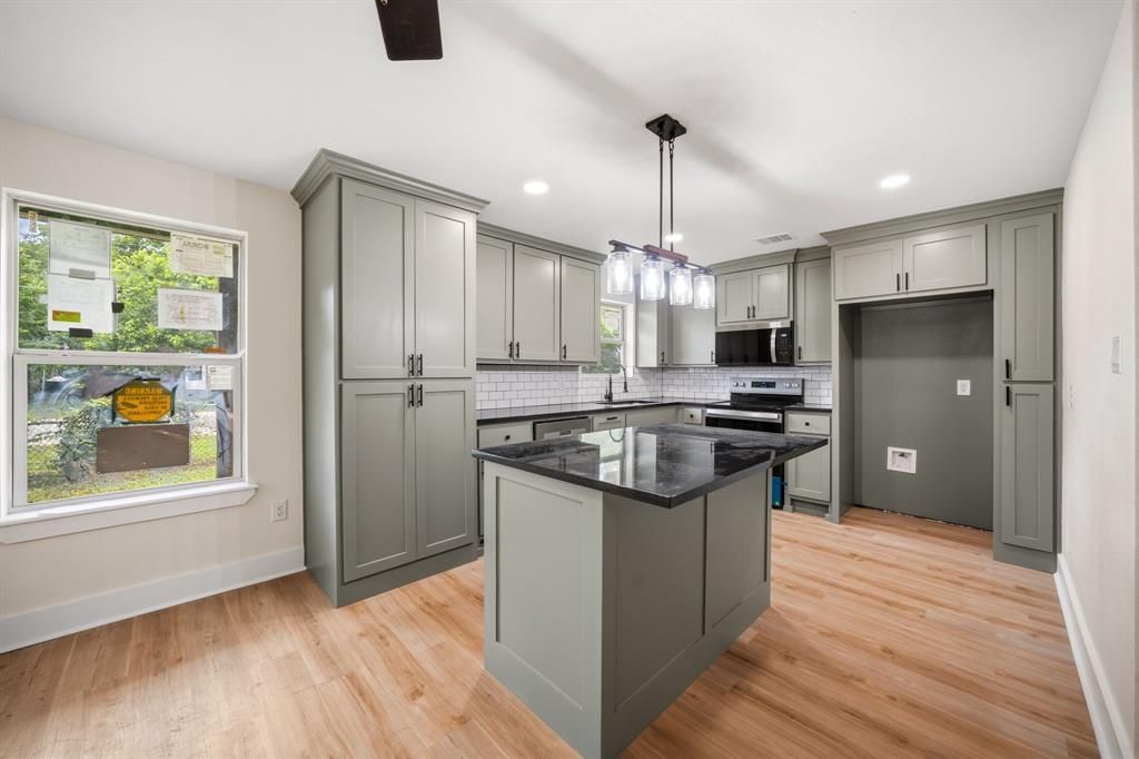1503 E 9th Avenue, Corsicana