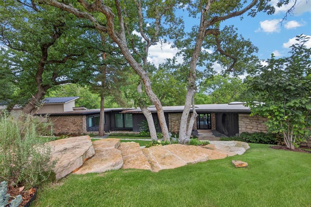 5332 Quail Run Street, Fort Worth