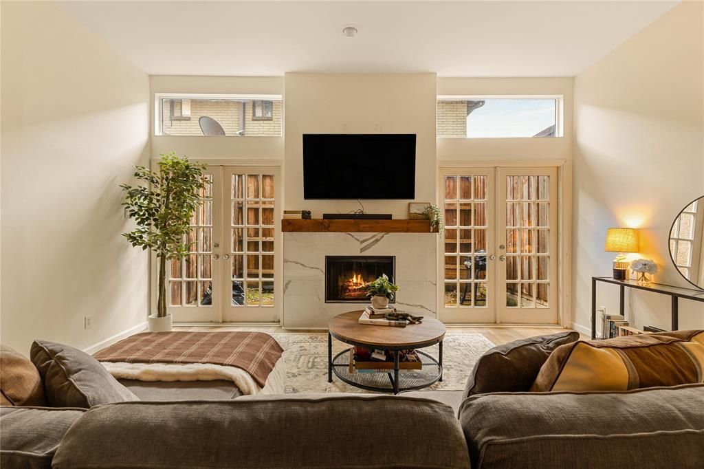 4015 Holland Avenue 103, Dallas
