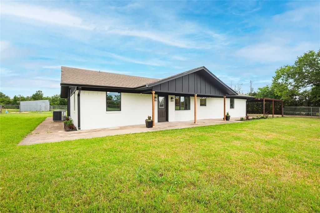 228 Brown Creek Road, Weatherford