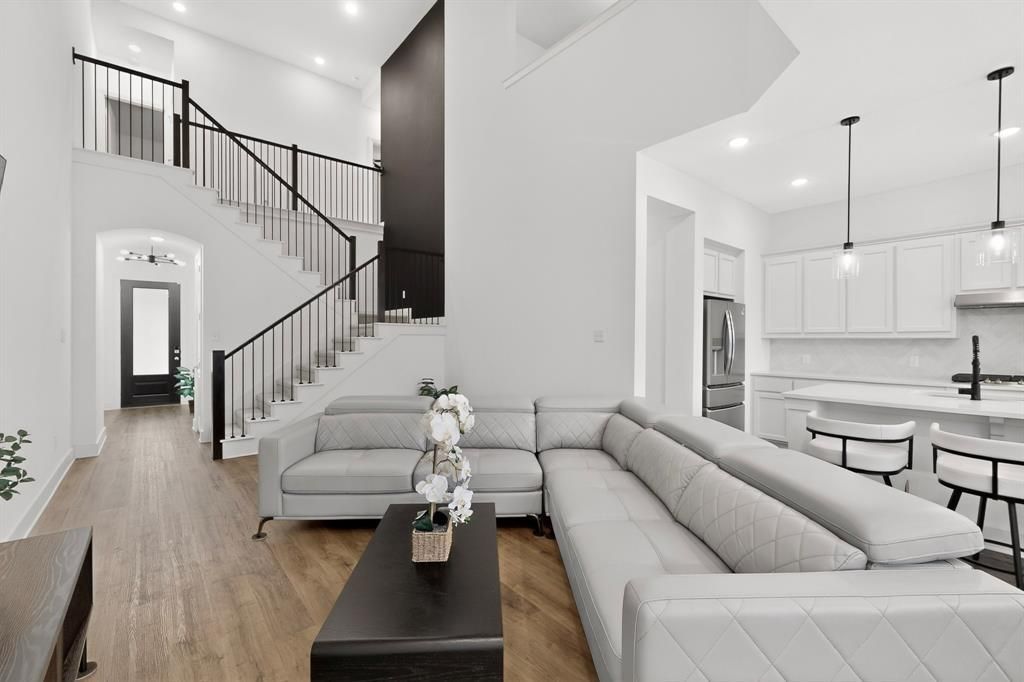 1162 Queensdown Way, Forney