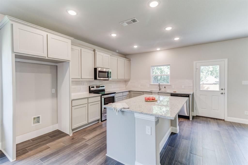 789 Wa Denton Drive, Van Alstyne