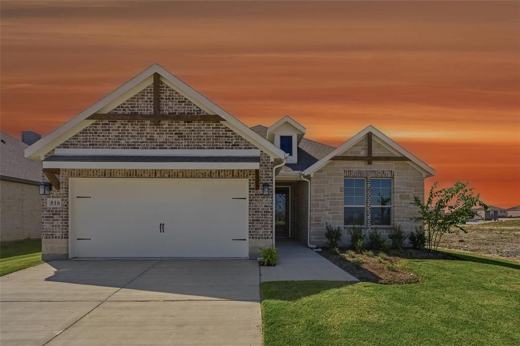816 Sand Piper Lane, Anna