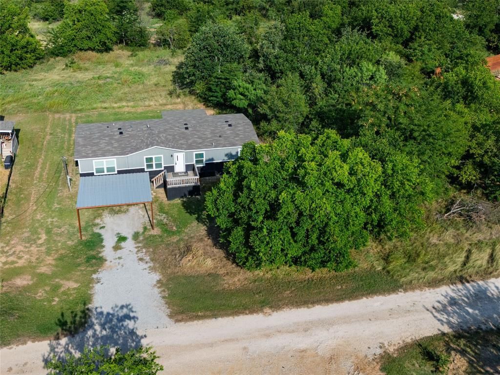 112 Buffalo Gap Drive, Bridgeport