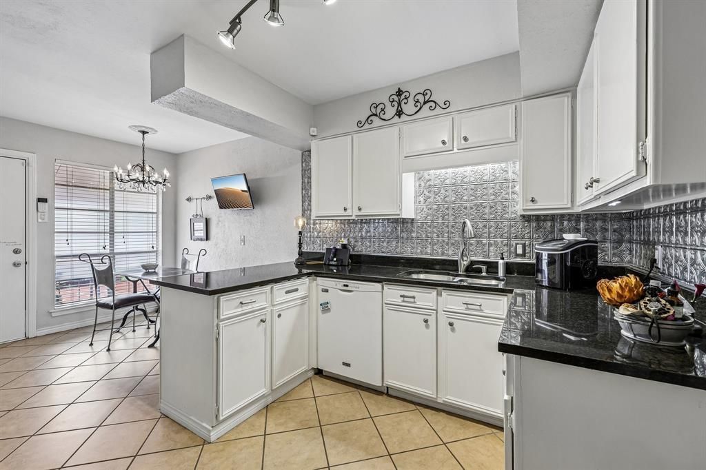 10578 High Hollows Drive 268, Dallas