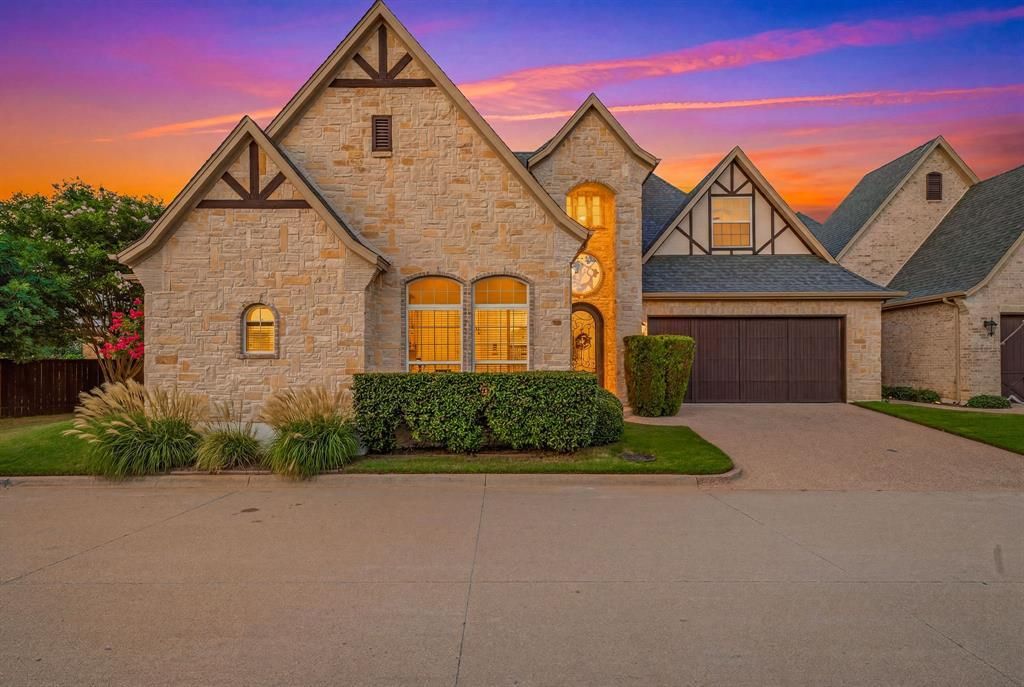 2414 Vineyard Drive, Granbury