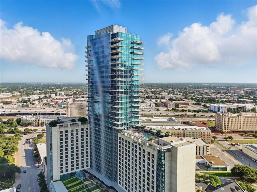 1301 Throckmorton Street 2401, Fort Worth