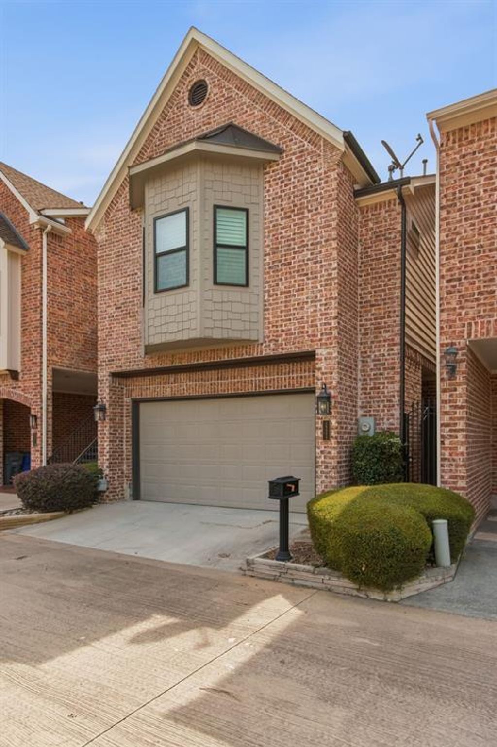 18323 Frankford Lakes Circle, Dallas