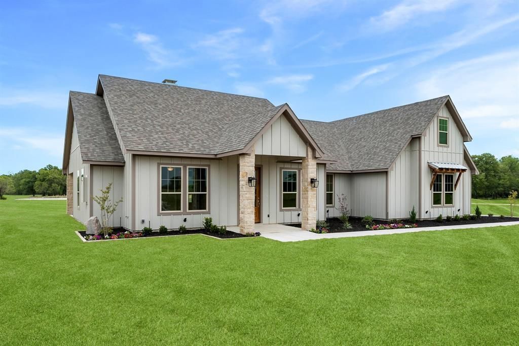 14740 County Road 355, Terrell
