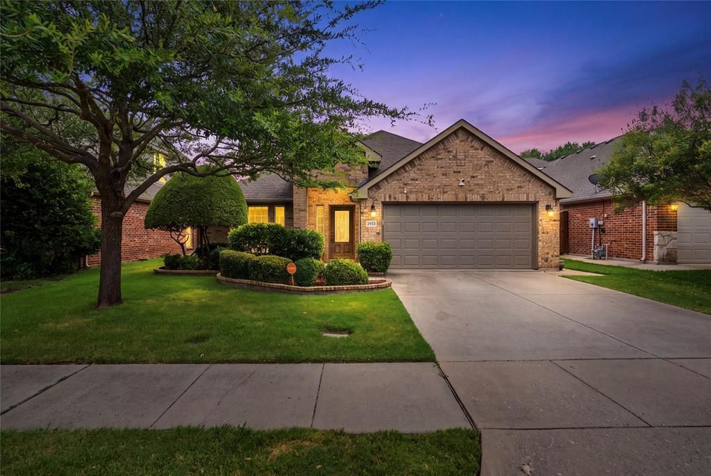2933 Dog Leg Trail, McKinney