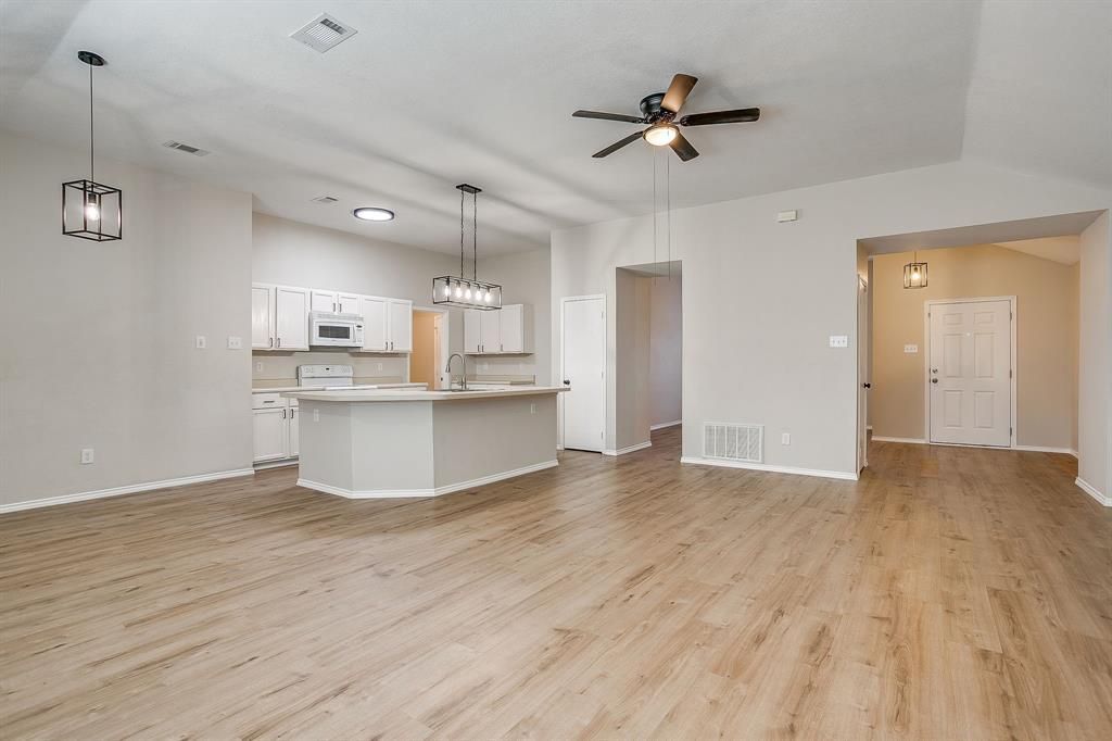 3532 Bandera Ranch Road, Fort Worth