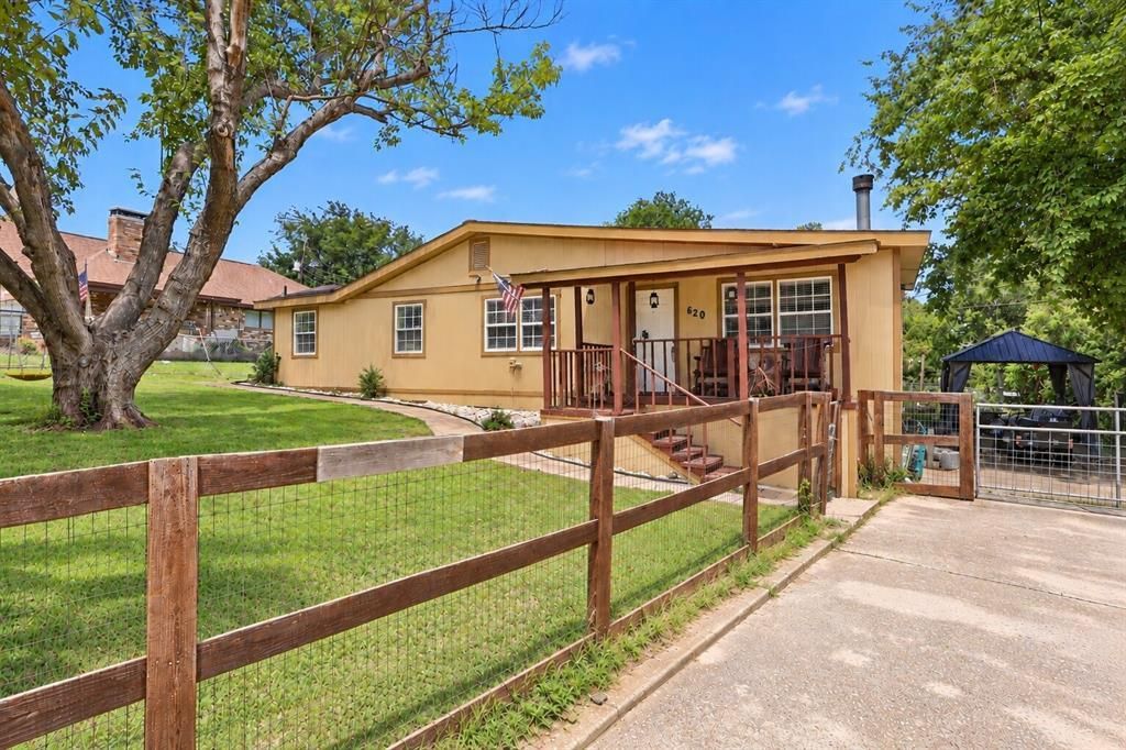 620 Hilltop Circle, Wylie