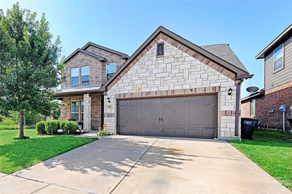 401 Sandhurst Drive, Crowley