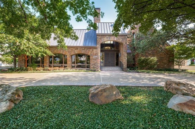 3848 Potomac Avenue, Highland Park