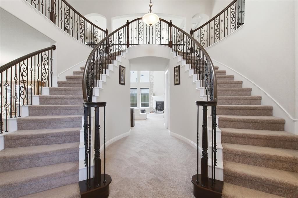 4806 Comstock Way, Mansfield