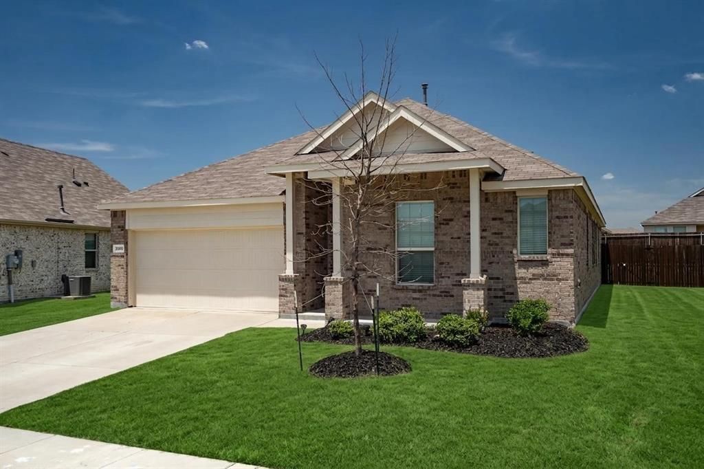 2005 Eucalyptus Avenue, Royse City