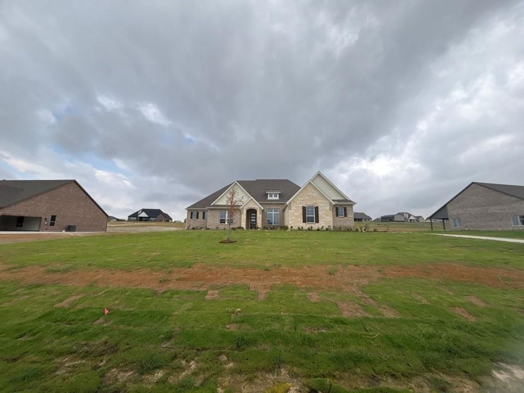 705 Water Side Drive, Van Alstyne