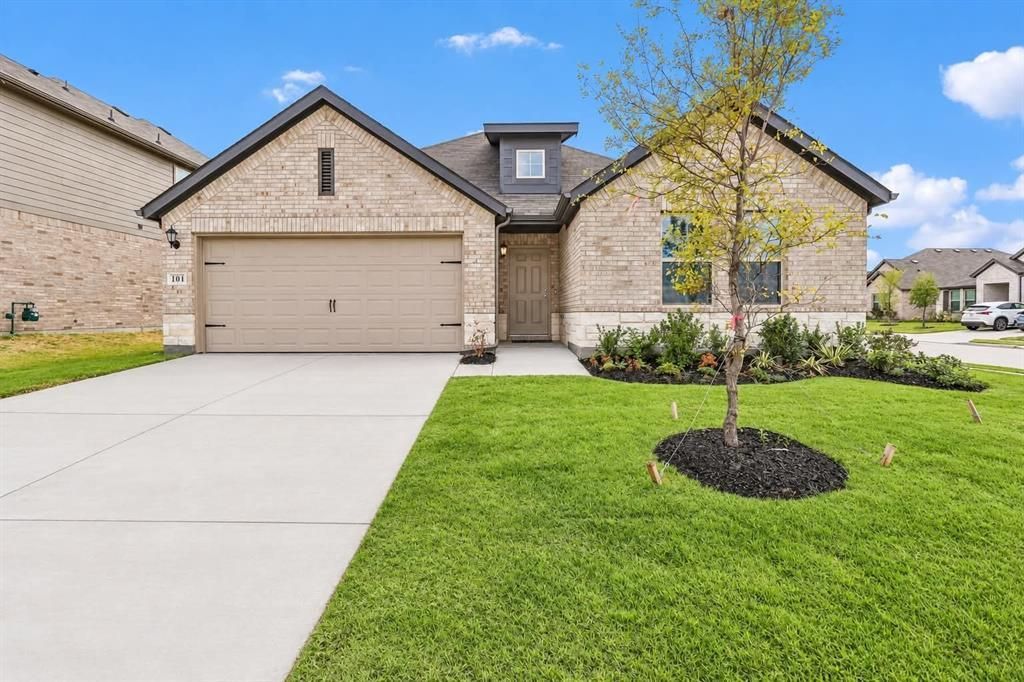 101 Anson Drive, Royse City