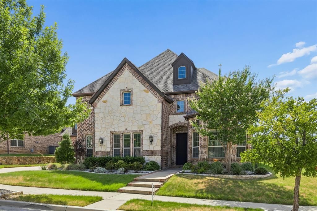 400 Winding Ridge Trail, Southlake