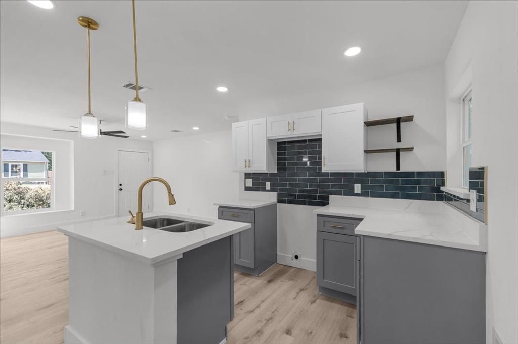 3454 Moberly Street, Fort Worth
