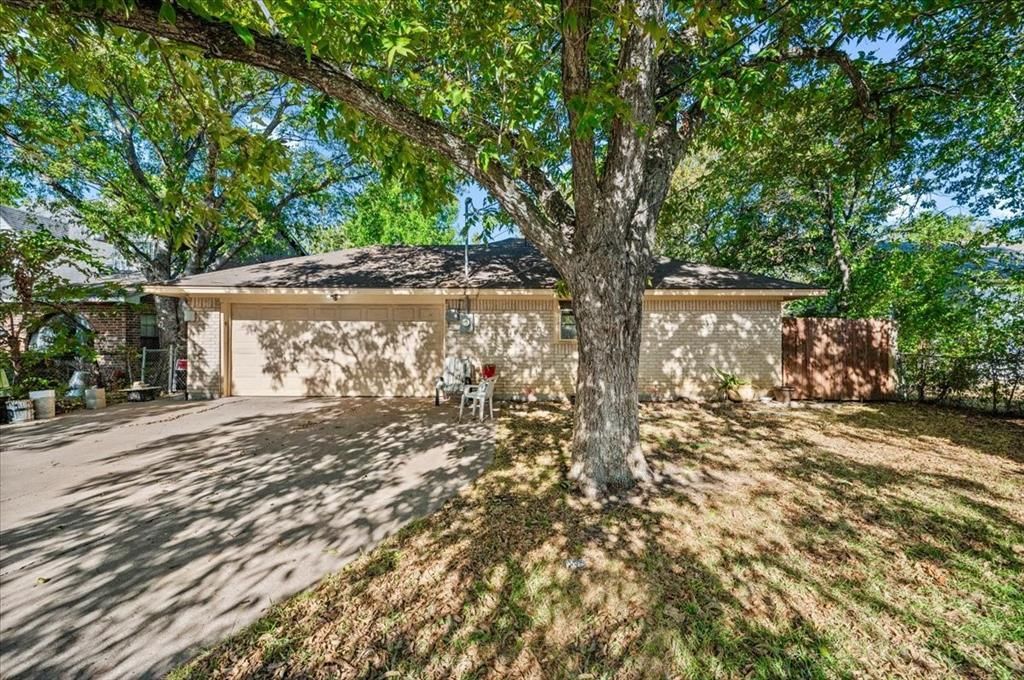 409 29th Street, Grand Prairie