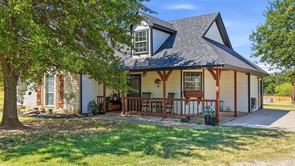 1870 Ross Lane, Springtown