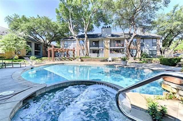 15151 Berry Trail 606, Dallas