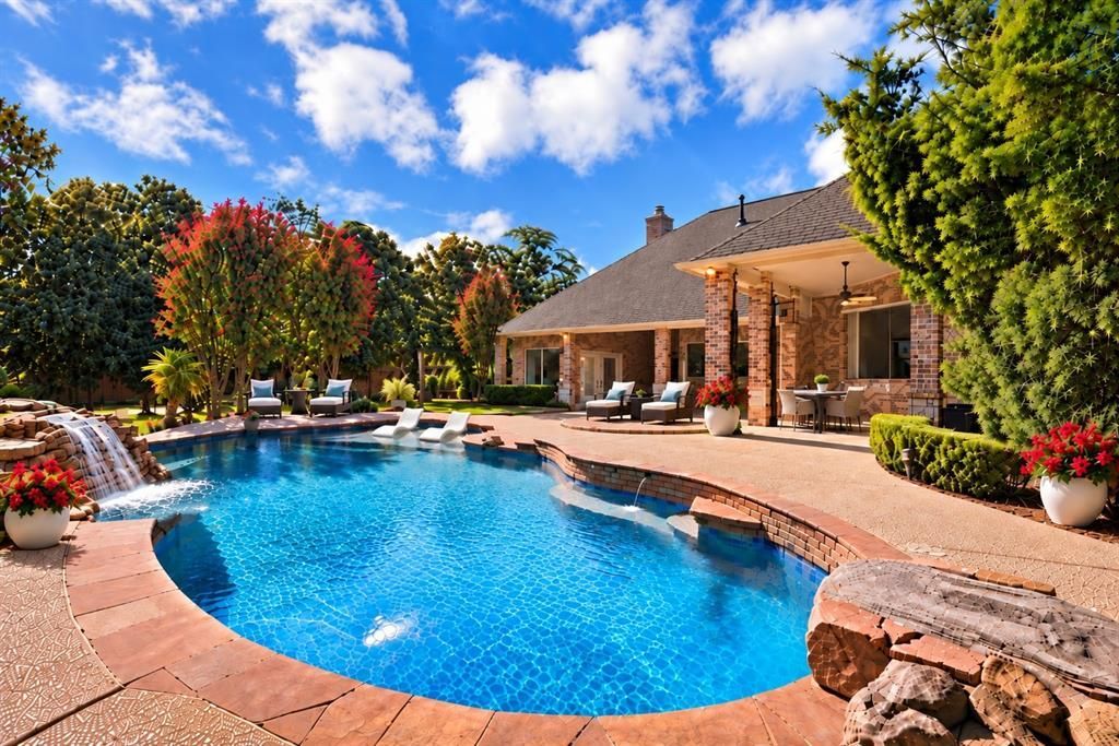 6204 Toscana Circle, Fort Worth