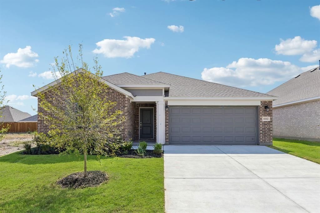 1112 Angus Lane, Royse City