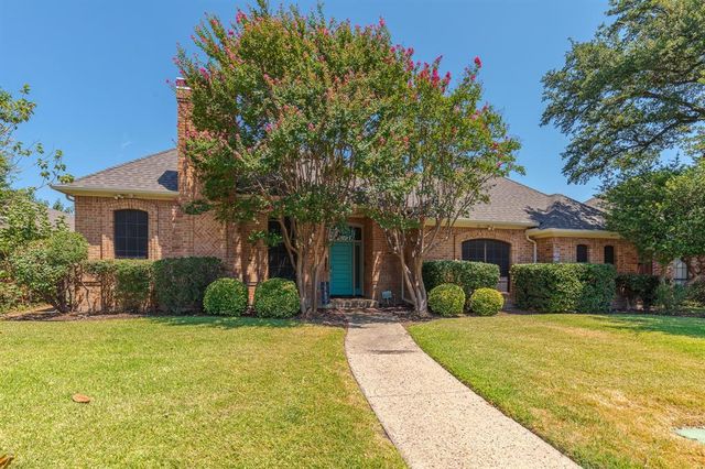15607 Golden Creek, Dallas