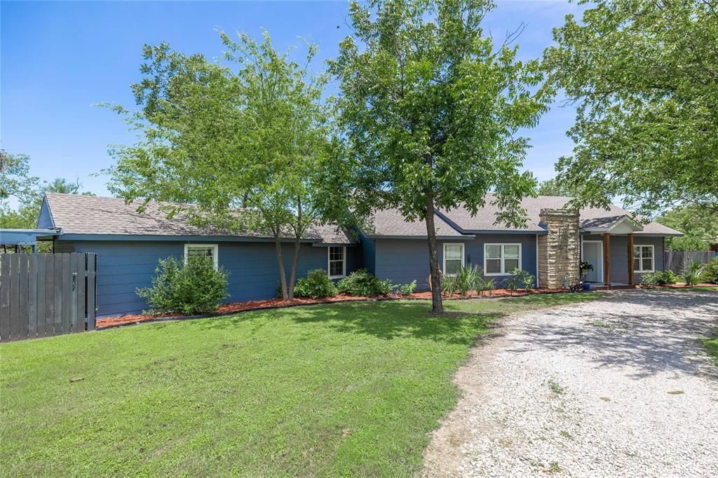 2620 Vine Street, Brownwood