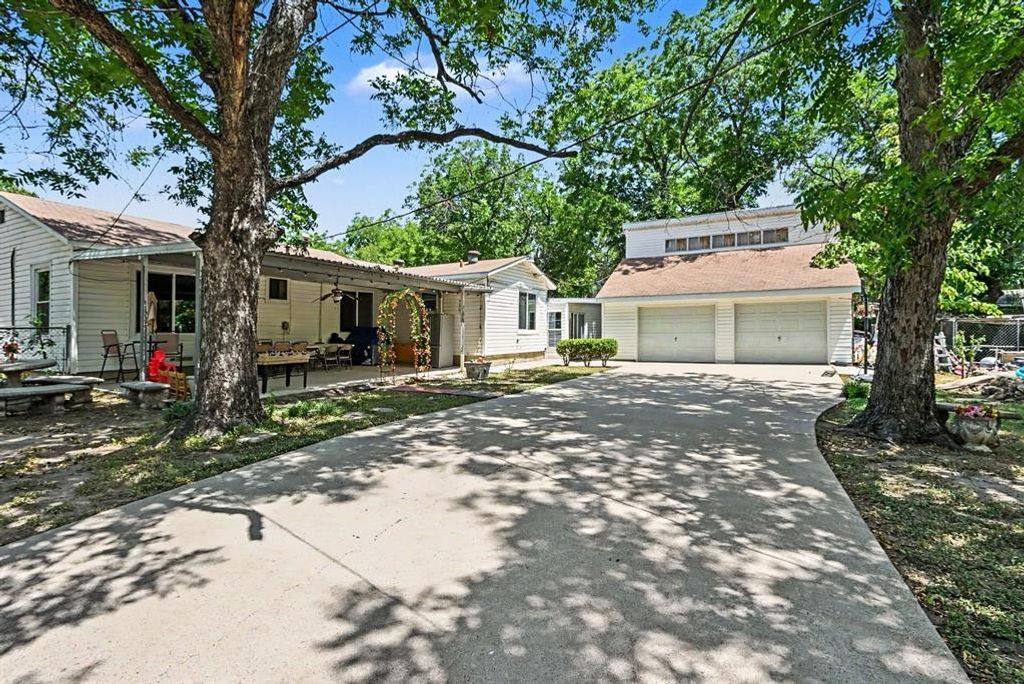 5533 Yeary Street, Sansom Park