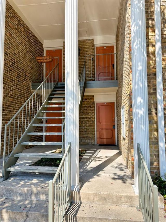 15931 Stillwood Street 1096, Dallas