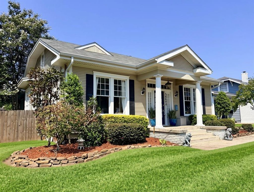 3860 Line Avenue, Shreveport