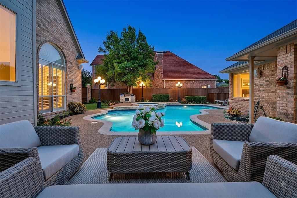 3616 Hearst Castle Way, Plano