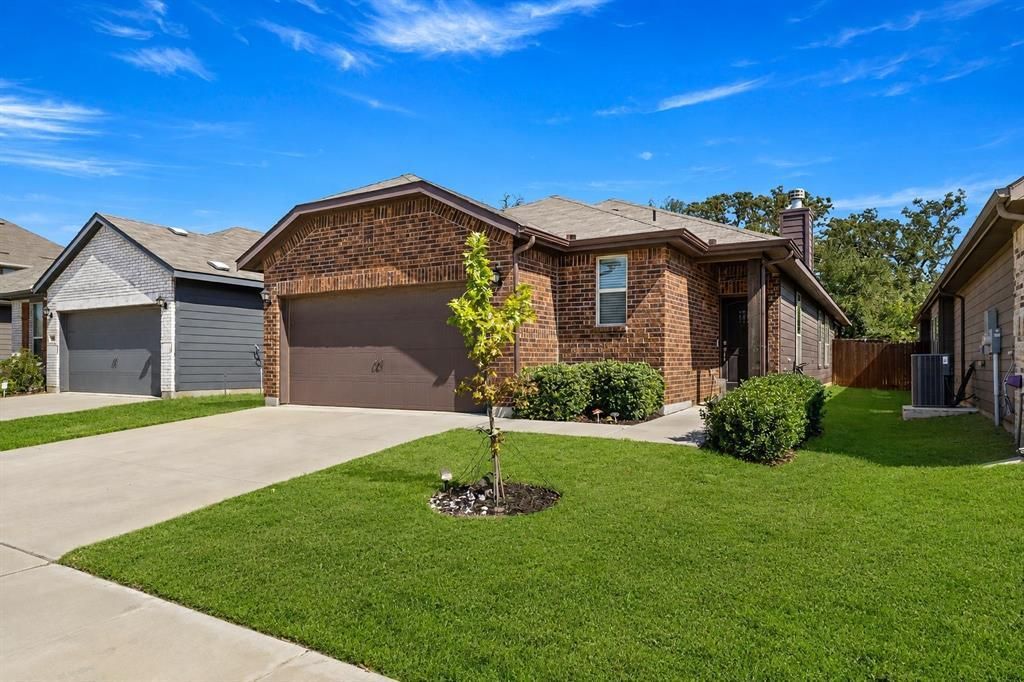 589 Concho Street, Aubrey