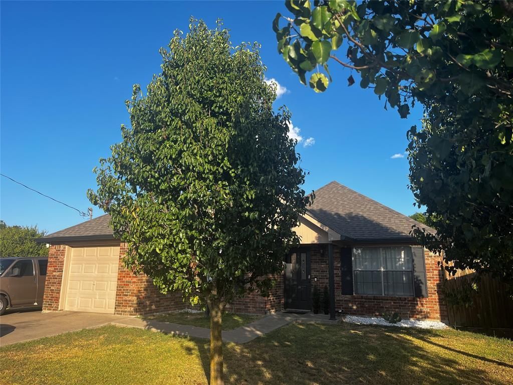 1705 Melody Circle, Kaufman
